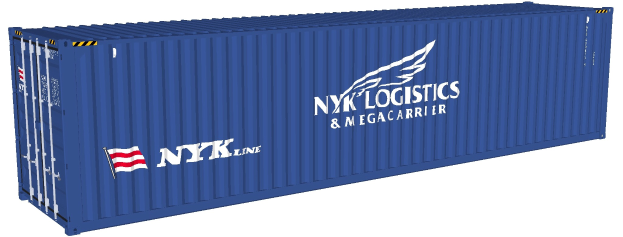 Ein blauer Seecontainer mit der Aufschrift "NYK Logistics & Megacarrier" und einer Flagge vor einem weißen Hintergrund.