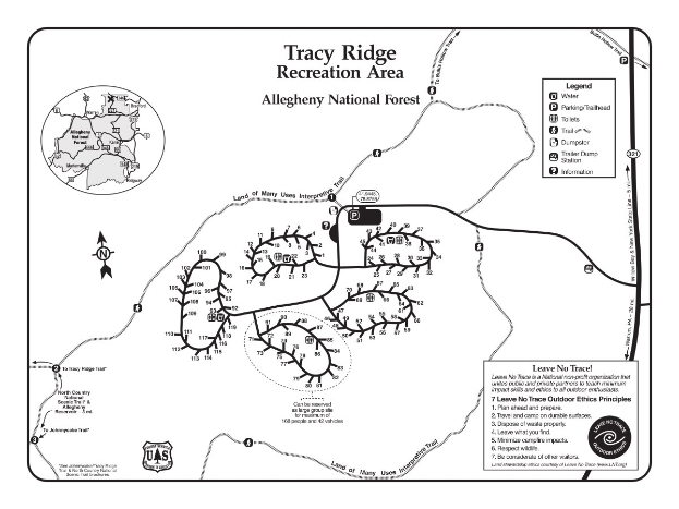 Schwarze und weiße Karte des Tracy Ridge Freizeitgebiets, die Wanderwege, Parks, Sehenswürdigkeiten und beschriftete Bereiche zeigt.