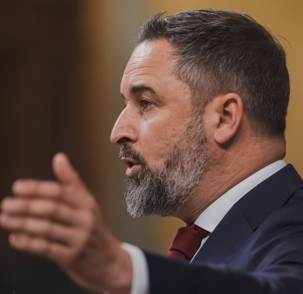 Zeki 'Richi' Kickt Es Aus Seiner Witzkiste Raus